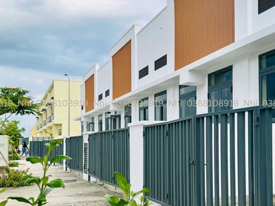 Có 600 triệu, để sở hữu ngay nhà phố Phước Đông New City - Trảng Bàng, Tây Ninh. 2