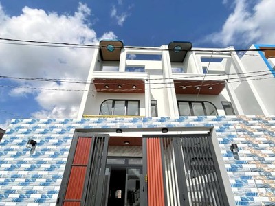  NHÀ TT LONG TRẠCH   Cần Đước - Long An - 93M    1 TRỆT 1 TẦNG   GIÁ 2 TỶ 3 0