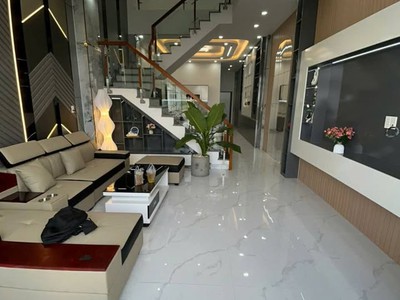  NHÀ TT LONG TRẠCH   Cần Đước - Long An - 93M    1 TRỆT 1 TẦNG   GIÁ 2 TỶ 3 1