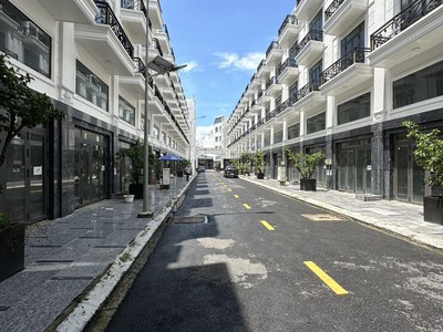 Bán gấp nhà phố tô ngọc vân 50m2 quận 12 sổ đỏ chính chủ giá tốt nhất 0