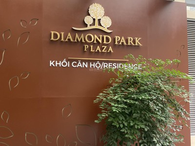 Tôi cần bán gấp căn hộ cao cấp 3pn 14 láng hạ,  mặt hồ thành công, sổ đỏ chính chủ 1