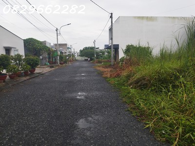 Bán đất thổ cư mặt tiền gần đường trương địnht, sa đéc. 81m2, shr, giá 1tỷ380tr. 1