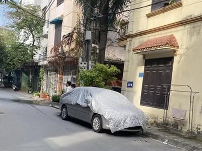 Nhà đẹp  ở ngay  tặng full nội thất 2