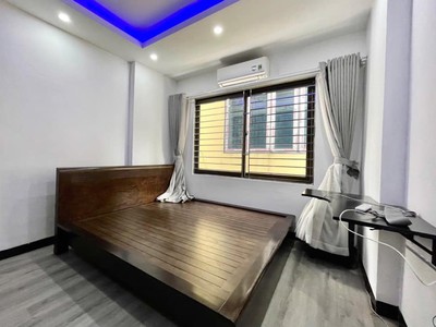 Nhà đẹp  ở ngay  tặng full nội thất 3