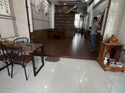 Nhà 4 tầng thiết kế sang trọng 72m2 - hẻm 6m oto vào tận nhà - thới an, quận 12. giá rẻ chỉ 5.x tỷ. 2