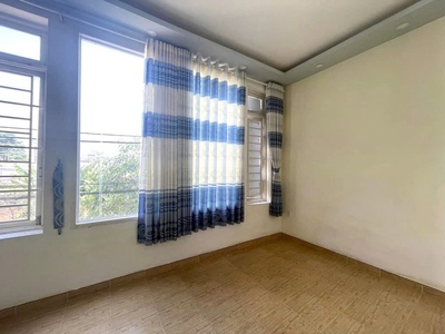 Bán nhà 2 tầng nhỉnh 3tỷ, hẻm xe hơi 8m đường tx21, gần khu picity thạnh xuân 3
