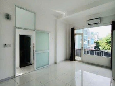 Ngang khủng 6.8m   mặt tiền kinh doanh sầm uất bàu cát   5 tầng   22 tỷ x. 3