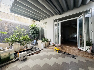 Bán nhà mini villas đường số 8, linh xuân, thủ đức - 4 tầng - lô góc 2 mặt tiền - hẻm xe hơi thông 1
