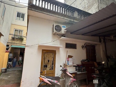 Hót bán mảnh đất ngõ 77 xuân la, tặng nhà, 48m, 2 thoáng, ô tô nhỏ qua nhà 1