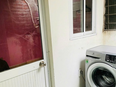 Cho thuê nhà riêng Nguyễn Văn Linh , Vĩnh Niệm , Lê Chân . Gia đình ở lâu dài ok , có đồ 4
