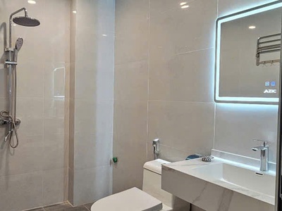  phúc lợi   duy nhất 1 căn    giá công khai: 8,2 tỷ   75m    5 tầng  phân khúc 3