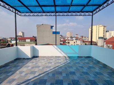 Võ chí công-60m x mt 5m-12,6 tỷ-đường to,ngõ nông,thang máy 4