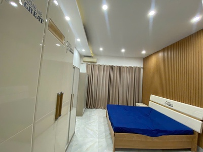 Cho thuê nhà Văn Cao, 3 p.ngủ, DT: 70m2 x 4 tầng. 5
