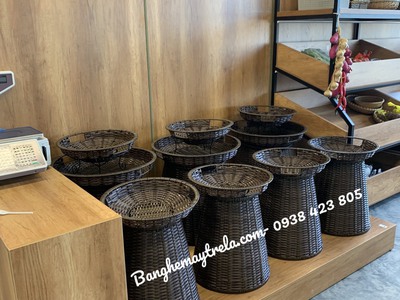 Rổ mây trưng bày trái cây 1