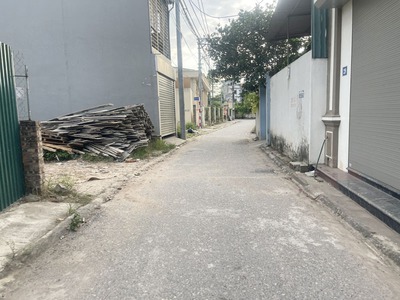 Cần bán 50m2 nhà 4 tầng xóm 2 Đông Dư, Phường Bát Tràng. Đường thông ô tô 7 chỗ, sát đường 379 6