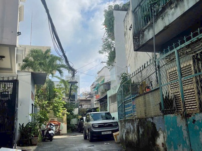 HXH Cửa Trước   Sau - Vị Trí Đẹp . Tiện KD hay Kho Bãi . 12