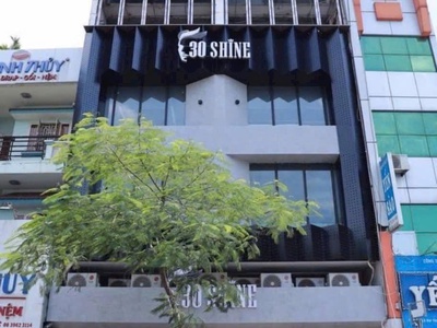 Hạ giá cho thuê nhà mặt tiền Lê Đại hành Quận 11  giá tốt 2