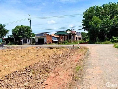 Bán 2 mặt tiền   Tp.HCM   GIÁ 333TR 2