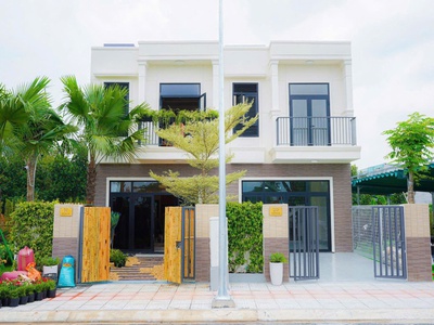 Cần bán nhà phố vườn ngay sát KCN Vsip 3 TP.HCM chỉ 1,x tỷ 0