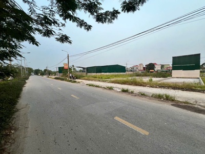 Đấu giá thụy ứng lô 14 siêu đẹp trục chính lên hàng cho quý nhà đầu tư 1