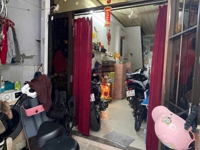 Giảm sốc 950tr  nhà 3 tầng 27m2, mt tương lai   nguyễn thượng hiền q3 0