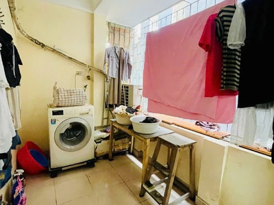 Hot phố cầu giấy, nhà dân xây, 2 mặt thoáng, mặt tiền rộng, an sinh đỉnh   5t, nhỉnh 8 tỷ 4