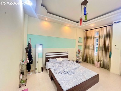 Bán gấp nhà linh quang, văn chương, đống đa, 55m2, nhà 5 tầng, oto đậu cửa, kinh doanh cực tốt. 3