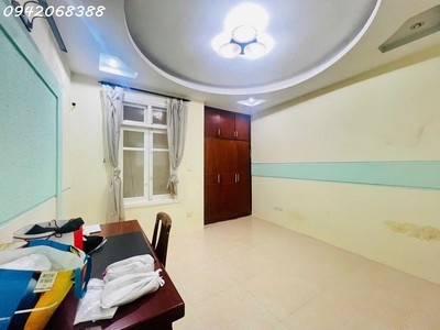 Bán gấp nhà linh quang, văn chương, đống đa, 55m2, nhà 5 tầng, oto đậu cửa, kinh doanh cực tốt. 4