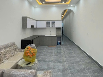 Hot  nhà sr, sân oto, 3pn, đẹp lung linh gần chợ thanh hoá, chỉ 2 tỷ150 1