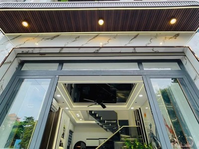 Siêu phẩm mặt tiền kinh doanh nguyễn văn khối 0