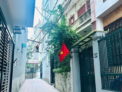 Tứ liên ngõ nông vài bước ra phố - dân xây - sổ hoa hậu - 70m giá chỉ 15 tỷ 1