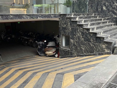 Chính chủ cần cho thuê toà nhà văn phòng mặt phố khuất duy tiến, quận thanh xuân,hà nội 2