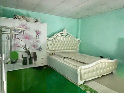 Bán nhà cấp 4 hẻm f2 , kp8, p. bình trị đông a, chỉ- 3 tỷ 3
