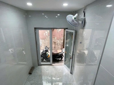 Khủng hoảng nhà khách   căn góc lô góc sổ nở hậu, 3 tầng, chỉ 2.399 tỷ tại tp hcm  q11 - chốt nhanh 3