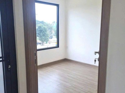  bán gấp   căn hộ 2pn  đã có sổ hồng tại vinhomes grand park  3