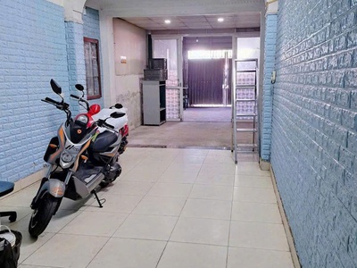 Cho thuê mặt bằng kinh doanh full tầng 1 đường ngọc hồi, hoàng mai , hà nội 1