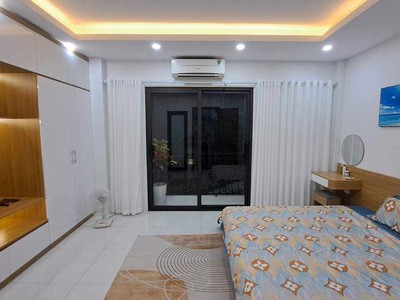 Bán Nhà Ngõ 66 Phố Ngọc Thụy, Long Biên, 35m2, 5 Tầng, Phân Lô, Ô TÔ, Nhỉnh 6 Tỷ 2