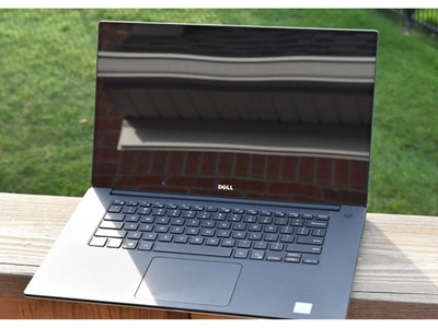 Laptop đồ họa cao cấp Dell Precision 5520  Core i7-7820HQ / RAM 8GB / SSD 256GB / VGA Nvidia M1200 5