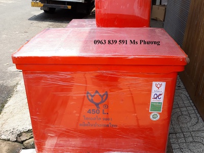 Thùng đá Thái Lan Hoa Sen 450lit màu đỏ nổi bật, có chân và nắp rời tiện lợi 0