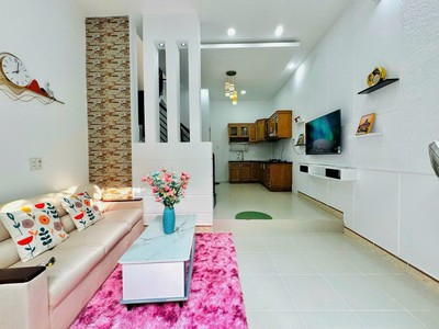Bán nhà 2 tầng đường Nguyễn Văn Khối, P8 Gò Vấp. Dt 3.3x8m Giá hơn 3 tỷ 0