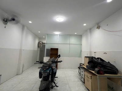 Bán nhà hxh hạ chào 600tr,  lam sơn, p2, tân bình, 40m2, 4 tầng, chỉ 8,3 tỷ 1