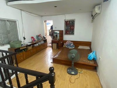 Cho thuê căn hộ tập thể phố minh khai  hòa bình 7 , 90m2, 3 ngủ.7.5 triệu/tháng 2