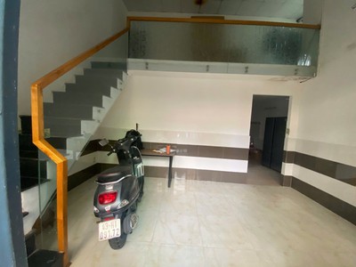 Nhà kiệt nhựa ô tô gần mt nguyễn hữu thọ, trưng nữ vương, 62m2, lửng đúc sạch, 4.x tỷ 0