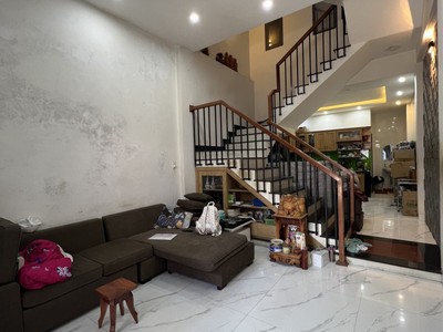 Kiệt ô tô thông sát mt núi thành, 51m2, 3 tầng, 3pn, kd, 4.x tỷ 3