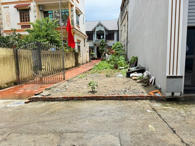 Bán lô đất thôn gia trung , quang minh, hn. 3 mặt thoáng, mặt tiền kinh doanh 0