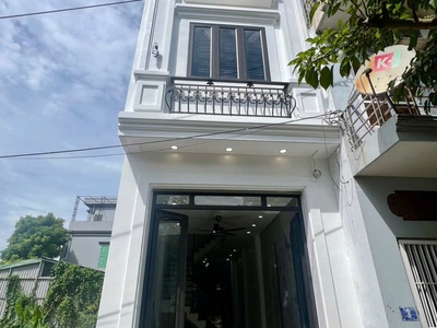 Bán nhà mới xây độc lập 3 tầng   ô tô đỗ cửa   phú xá, đông hải, hải phòng 0