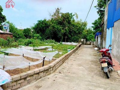 Lô đất đẹp rẻ nhất 47,1m tại trung hòa-giá khu công nghiệp phú nghĩa-chương mỹ-hà nội 1