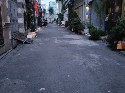 Quá rẻ nhà lê trọng tấn tân phú gần trường đh công thương 48m2 ,2 tầng nhỉnh 3 tỷ 0