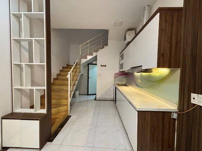 Nhà NGỌC KHÁNH   BA ĐÌNH   35M  x 4 TẦNG   NGÕ NÔNG XE BA GÁC   cách mặt phố vài bước 2