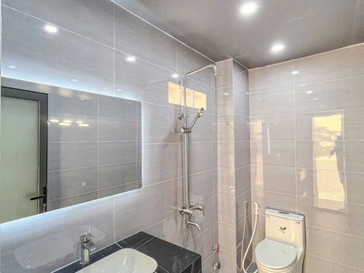 Căn nhà 95m , 2 tầng hiện đại giá 2 tỷ 100   pháp lý chuẩn 7